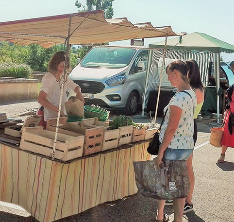 montmidrive-marche-montmiral Marché de producteur à Montmiral, Montmidrive